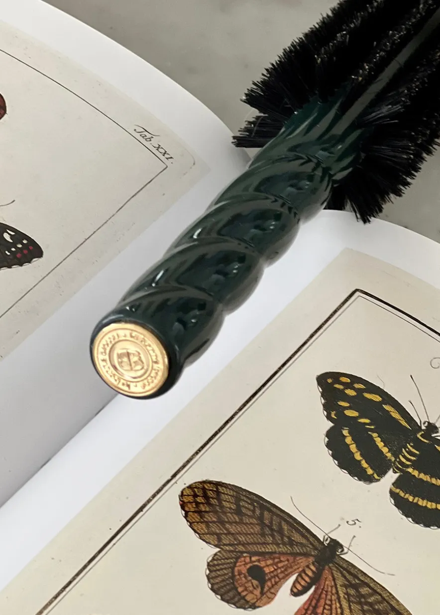 The No5 Emerald Green Volume & Style Hair Brush