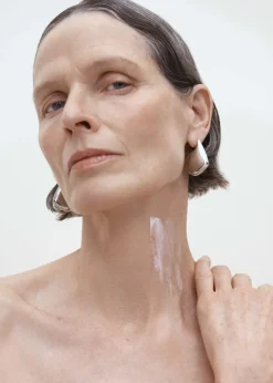 The SCULPT Neck + Décolleté Concentrate 50ml
