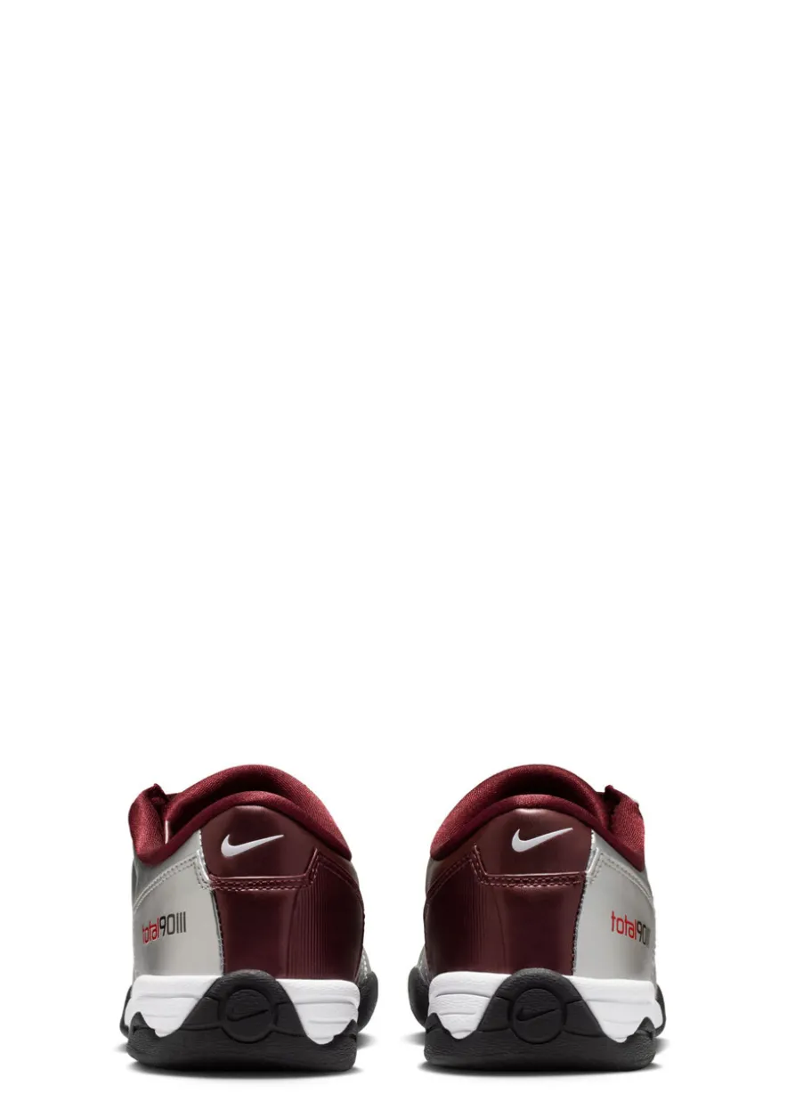 Total90 sneakers