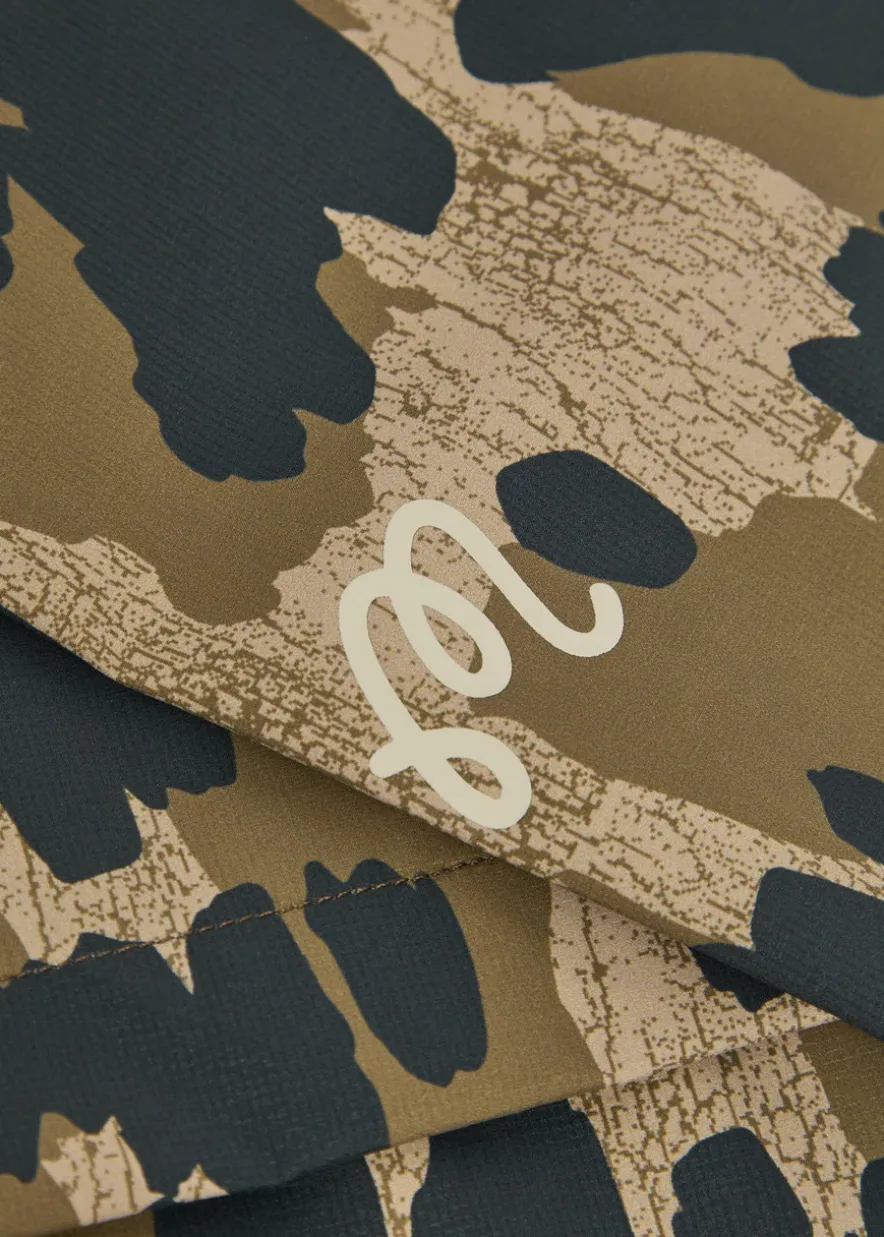 Tour Divot camouflage-print nylon trousers