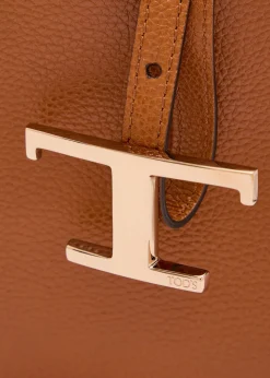 T-plaque grained leather top handle bag