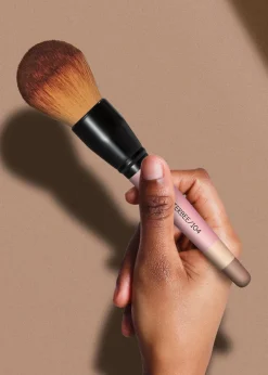 Ultimate Face Brush 104