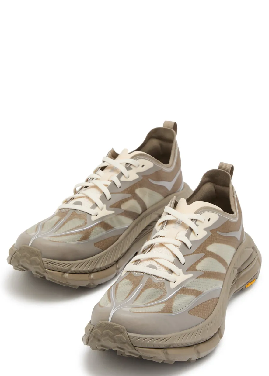U Mafate Speed 4 Lite panelled mesh sneakers