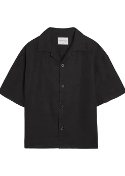 Vacation linen shirt