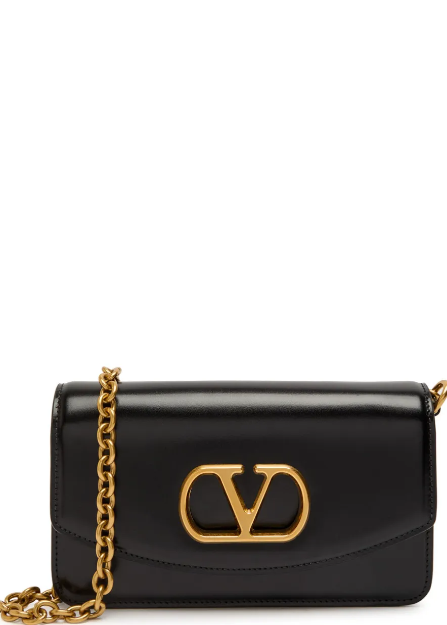 Vain small leather clutch