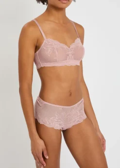 Vivid Attraction lace thong