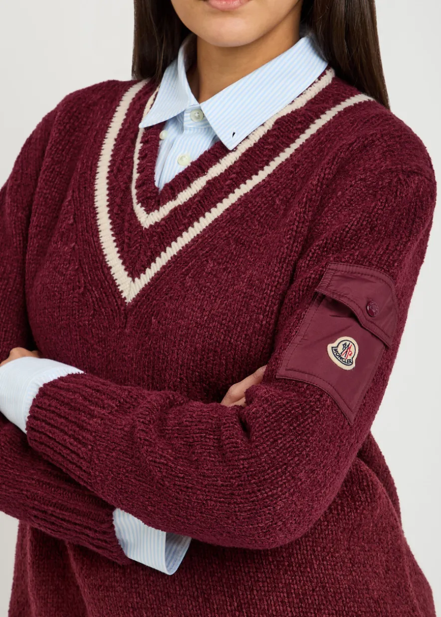 V-neck knitted jumper