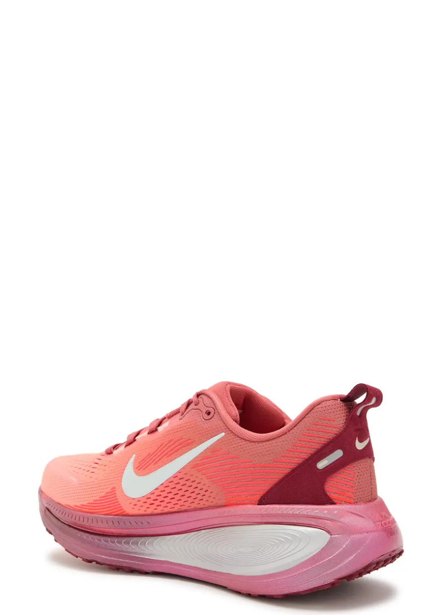 Vomero 18 sneakers