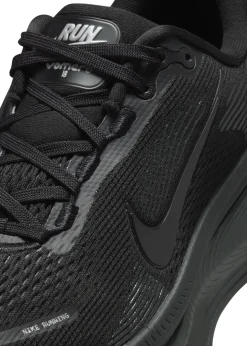 Vomero 18 sneakers