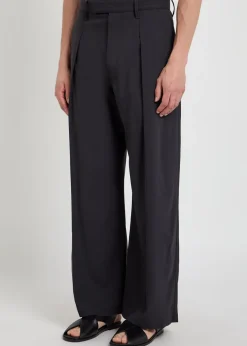 Wide-leg pleated cotton trousers