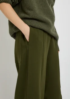 Wide-leg stretch-wool trousers