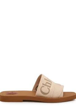 Woody logo canvas sliders