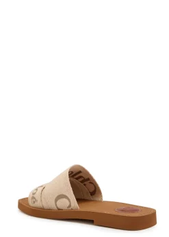 Woody logo canvas sliders