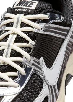 Zoom Vomero 5 sneakers